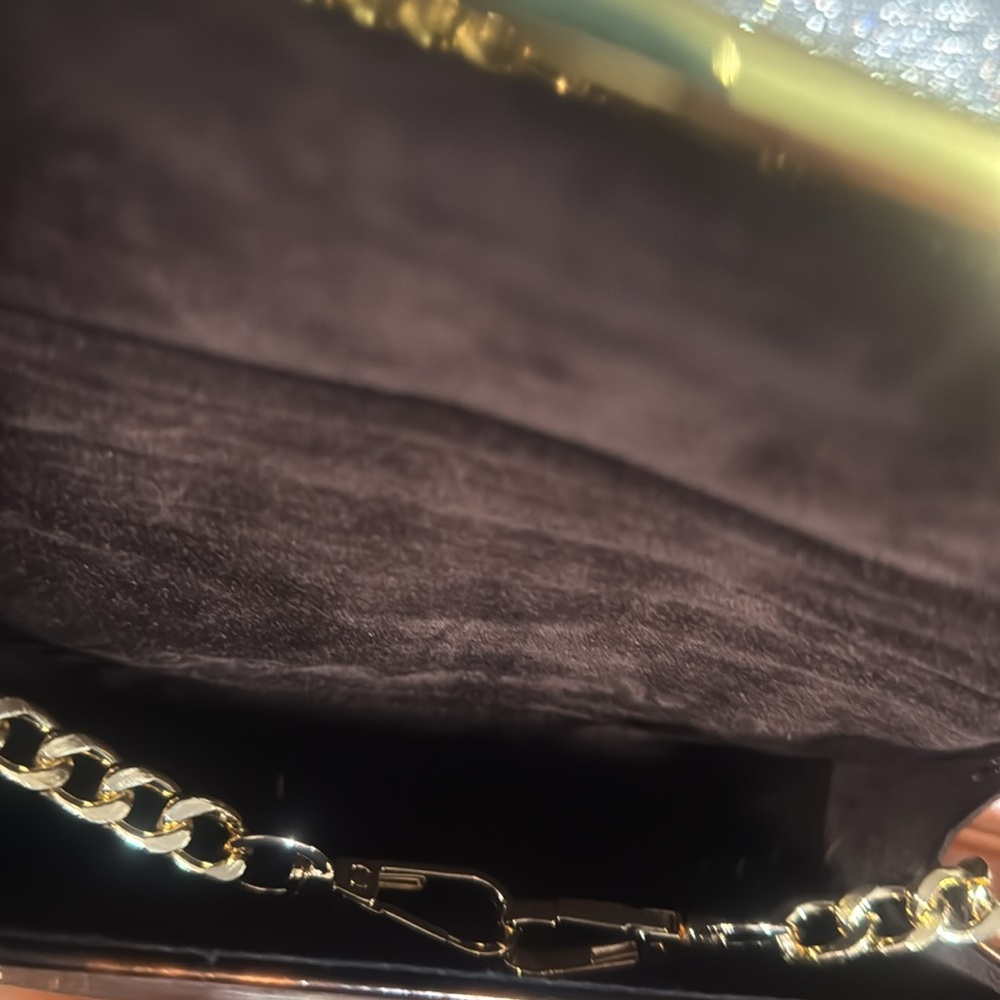 Tory Burch Eyeglass Case/Crossbody w Chain - Picture 3 of 4